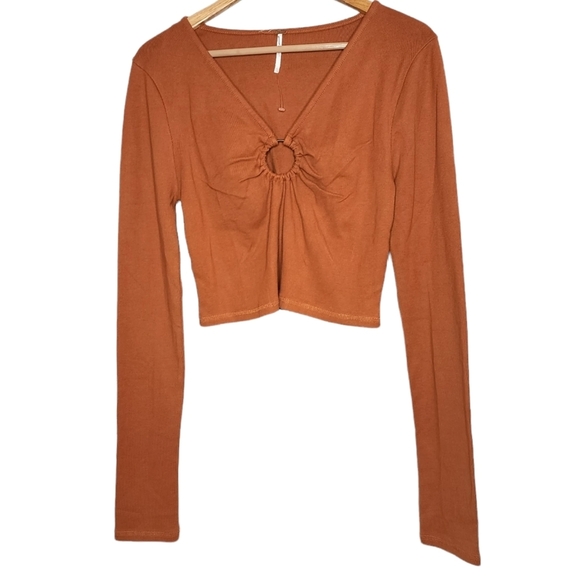 NWOT Free People cropped sweater - Picture 6 of 16